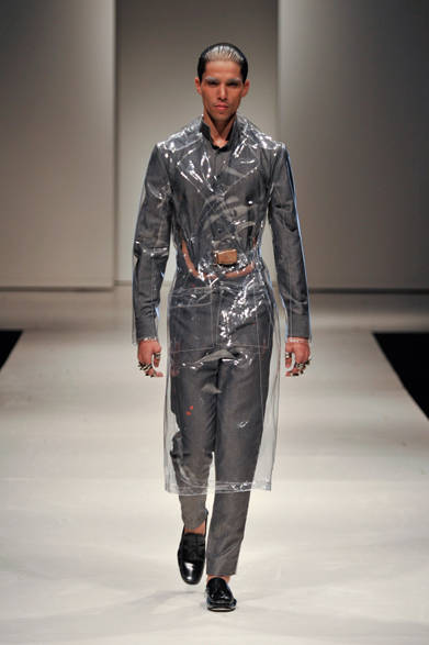 <strong>第2回メンズファッションウィーク・シンガポール（MFWS 2012）</strong>　「BODY BOUND（ボディバウンド）」