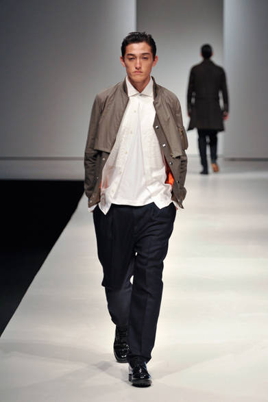 <strong>第2回メンズファッションウィーク・シンガポール（MFWS 2012）</strong>　「CASELY HAYFORD（ケイスリー ヘイフォード）」