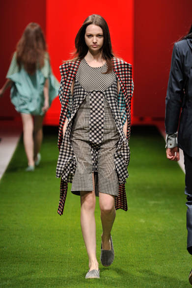 <strong>第2回メンズファッションウィーク・シンガポール（MFWS 2012）</strong>　「RECKLESS ERICKA（レックレス エリカ）」