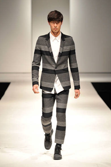 <strong>第2回メンズファッションウィーク・シンガポール（MFWS 2012）</strong>　「RICHARD CHAI（リチャード チャイ）」