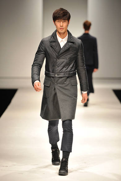 <strong>第2回メンズファッションウィーク・シンガポール（MFWS 2012）</strong>　「RICHARD CHAI（リチャード チャイ）」