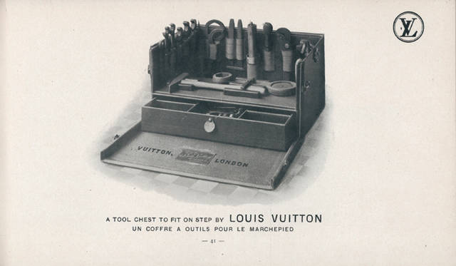 <strong>Louis Vuitton Tool Chest｜ルイ・ヴィトン ツールチェスト</strong> サイドステップに取り付ける工具箱