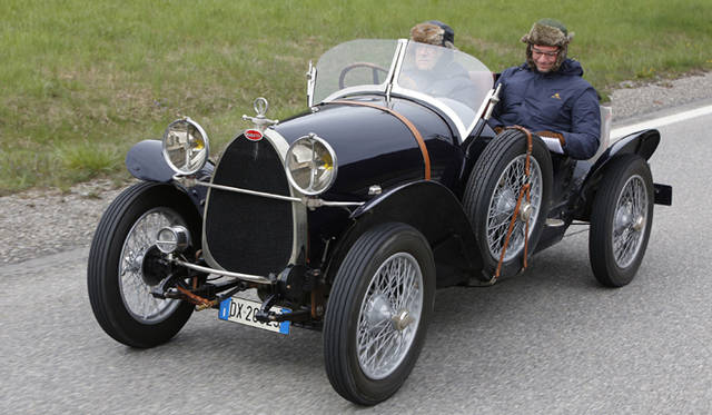 <strong>Bugatti Type 23 Brescia M （1923）｜ブガッティ タイプ 23 ブレシア改 （1923）</strong>