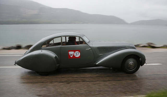 <strong>Bentley 4.25 Litre （1938）｜ベントレー 4.25リットル （1938）</strong>