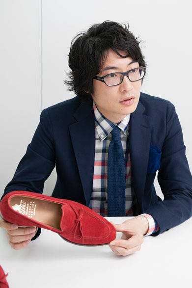 <strong>BARNEYS NEW YORK｜バーニーズ　ニューヨーク</strong>　レースタッセル6万4050円（クロケット&ジョーンズ／バーニーズ　ニューヨーク）