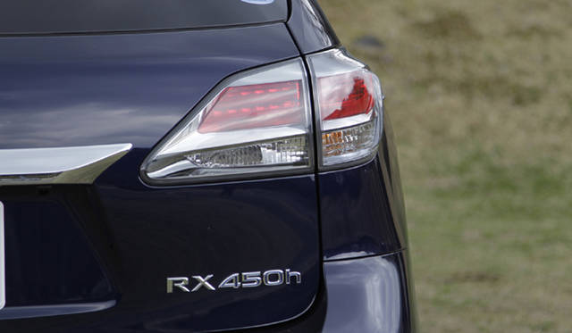 <strong>LEXUS RX450h｜レクサス RX450h</strong>