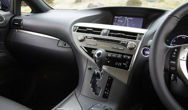 <strong>LEXUS RX450h｜レクサス RX450h</strong>