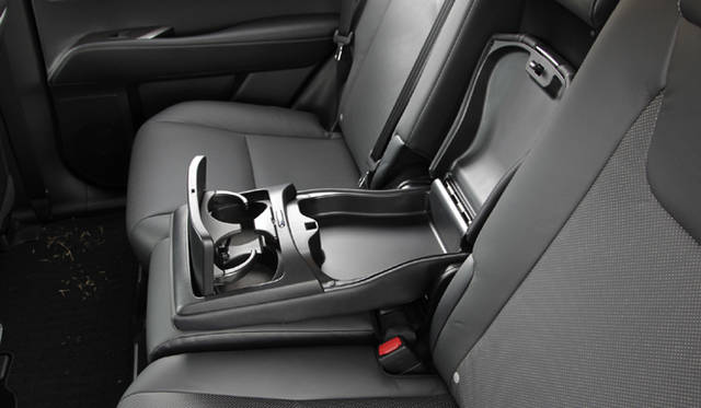 <strong>LEXUS RX450h｜レクサス RX450h</strong>