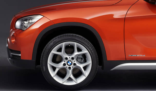 <strong>BMW X1｜ビー・エム・ダブリュー X1</strong>