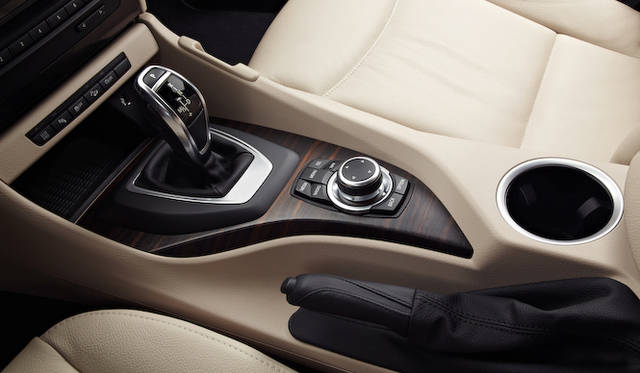 <strong>BMW X1｜ビー・エム・ダブリュー X1</strong>