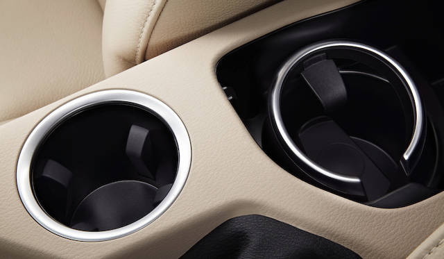 <strong>BMW X1｜ビー・エム・ダブリュー X1</strong>