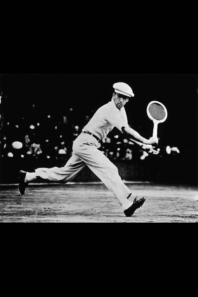 <strong>LACOSTE｜ラコステ</strong>　1927年、米フィラデルフィアで開催されたデビスカップでのルネ・ラコステ