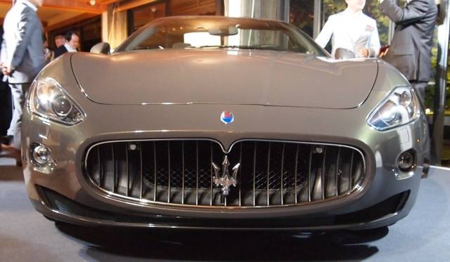 <strong>Maserati GranCabrio FENDI｜マセラティ グランカブリオ フェンディ</strong>　イタリア大使館にて公開されたデモカー