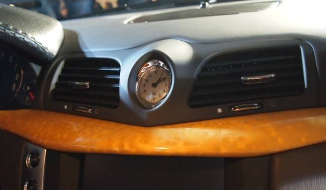 <strong>Maserati GranCabrio FENDI｜マセラティ グランカブリオ フェンディ</strong>　イタリア大使館にて公開されたデモカー