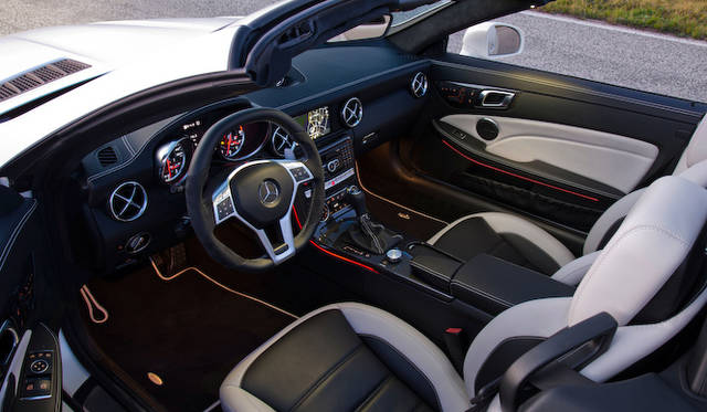 <strong>Mercedes-benz SLK 55 AMG｜メルセデス・ベンツ SLK 55 AMG</strong>　（写真は本国仕様）