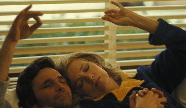 <strong>MOVIE｜特集上映 「ジョン・カサヴェテス　レトロスペクティヴ」</strong>　『こわれゆく女【復元ニュープリント版】』（1975年）　©1974 Faces International Films,Inc.