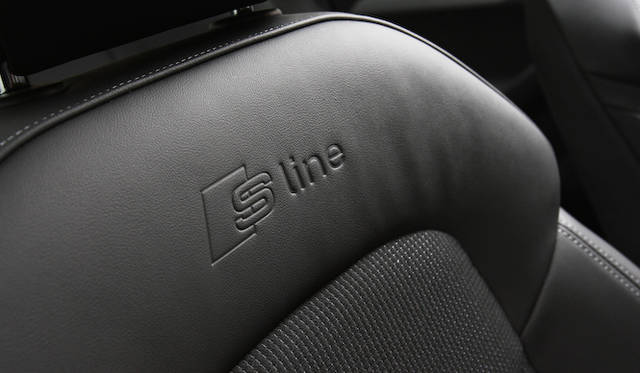 <strong>Audi Q3 2.0TFSI quattro 211PS｜アウディQ3 2.0 TFSIクワトロ 211PS</strong>