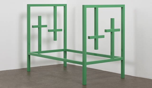 <strong>ART｜アンバランスな感覚により問われる作品のありか エラッド・ラスリー展</strong>