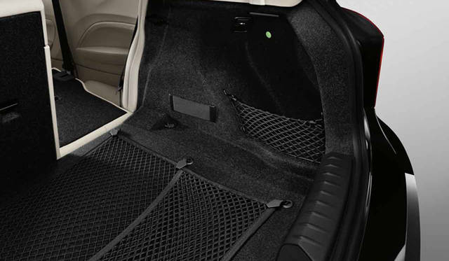 <strong>BMW 1 Series 3 doors｜ビー・エム・ダブリュー 1シリーズ 3ドア</strong>