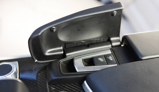 <strong>Mercedes-Benz SL63AMG｜メルセデス・ベンツ SL63AMG</strong>