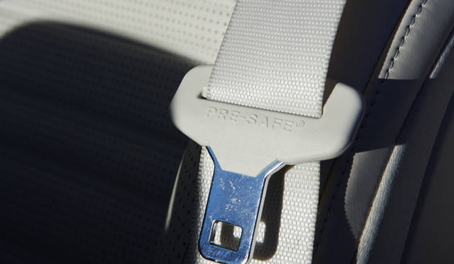 <strong>Mercedes-Benz SL63AMG｜メルセデス・ベンツ SL63AMG</strong><br>PRE-SAFE system