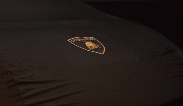 <strong>Lamborghini Gallardo LP560-4 Bianco Rosso｜ランボルギーニ ガヤルド LP560-4 ビアンコ・ロッソ</strong>