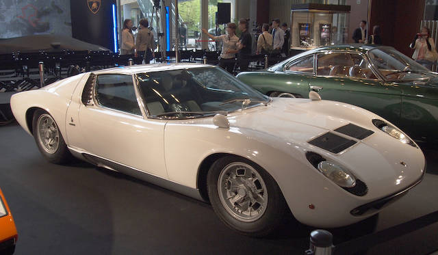 <strong>Lamborghini Miura｜ランボルギーニ ミウラ</strong>