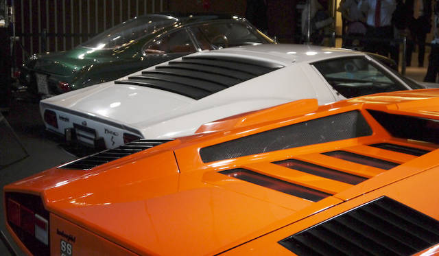 手前から、クンタッチ、ミウラ、350GT