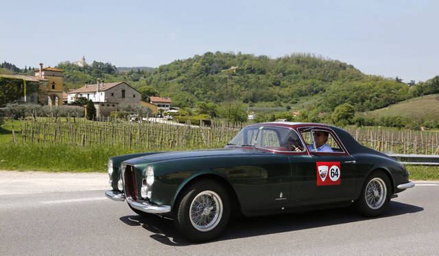 <strong>LOUIS VUITTON CLASSIC SERENISSIMA RUN 2012</strong>