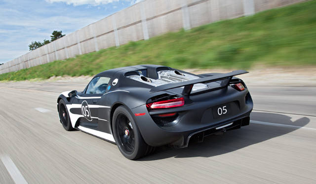 <strong>Porsche 918 Spyder｜ポルシェ 918 スパイダー</strong>