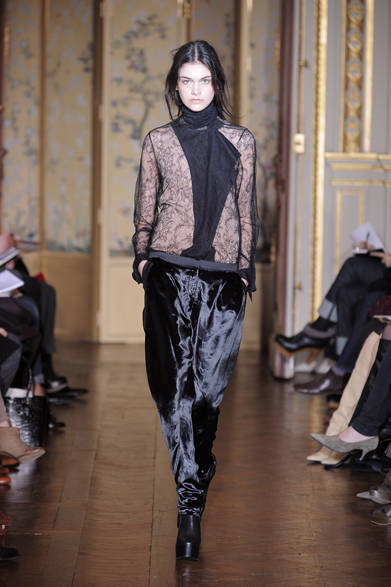 <strong>ANNE VALERIE HASH｜アン・ヴァレリー・アッシュ</strong>　2012-13年秋冬コレクション