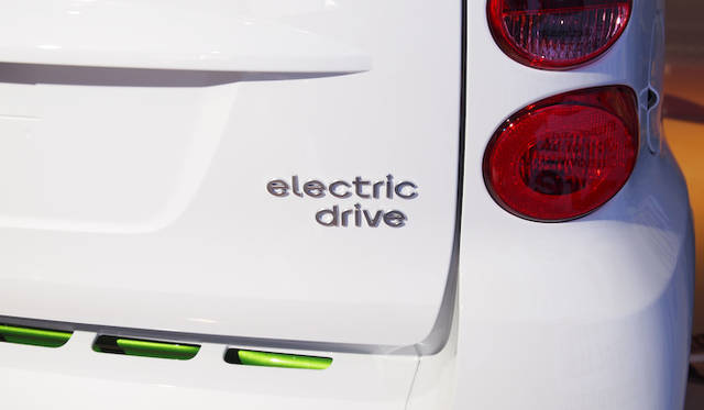 <strong>smart electric drive｜スマート 電気自動車</strong>
