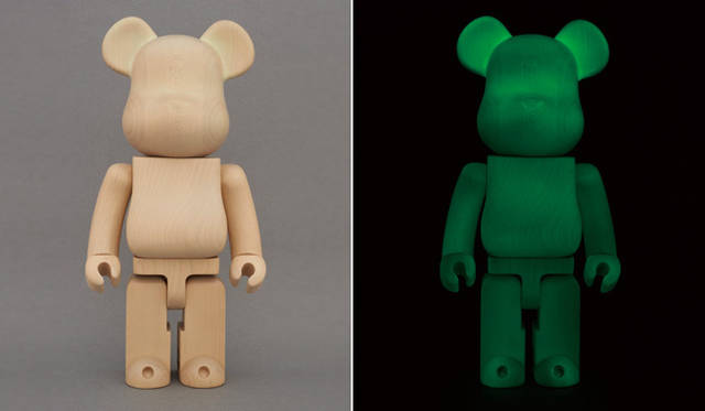 　「MEDICOM TOY EXHIBITION ’12」開催記念商品　400％ カリモク BE@RBRICK GLOW IN THE DARK 6万2790円