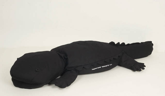 　「MEDICOM TOY EXHIBITION ’12」開催記念商品　オオサンショウウオ PLUSH 1万7640円
