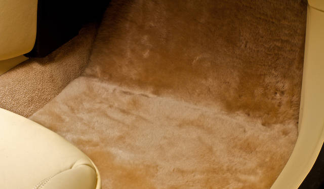 <strong>MINI INSPIRED BY GOODWOOD｜ミニ インスパイアード バイ グッドウッド</strong>