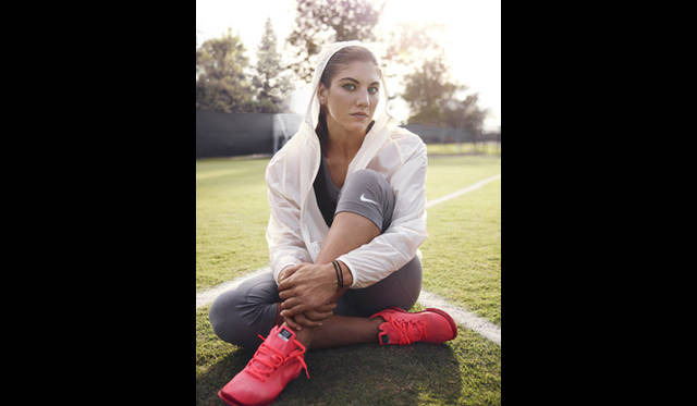 <strong>NIKE｜ナイキ</strong>　2012 サマーシーズン ナイキウィメンズ 世界の女性トップアスリートによる「THE LOOK OF SPORT」　ホープ・ソロ