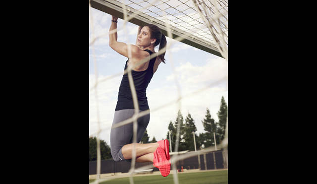 <strong>NIKE｜ナイキ</strong>　2012 サマーシーズン ナイキウィメンズ 世界の女性トップアスリートによる「THE LOOK OF SPORT」　ホープ・ソロ