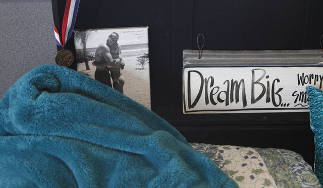 <strong>NIKE｜ナイキ</strong>　「THE LOOK OF SPORT：ショーン・ジョンソン」　自宅のショーンの部屋