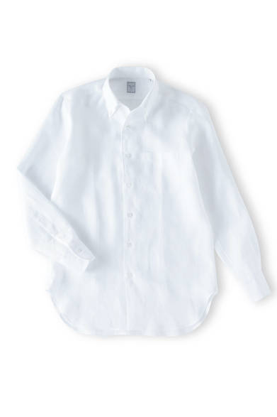 <strong>阪急MEN’S TOKYO｜6月 “ハイセンスに楽しむクールビズ”</strong>　イタリアンボタンダウン長袖麻シャツ1万1550円（HITOYOSHI）