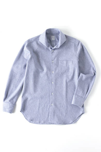 <strong>阪急MEN’S TOKYO｜6月 “ハイセンスに楽しむクールビズ”</strong>　カッタウェイ長袖綿麻シャツ1万1550円（HITOYOSHI）