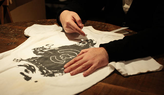 <strong>List｜リスト</strong>　FPMこと田中知之がファッションをリミックス？　GHOST Tシャツ　7245円