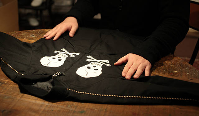 <strong>List｜リスト</strong>　FPMこと田中知之がファッションをリミックス？　和ドクロスカジャン　8万2950円