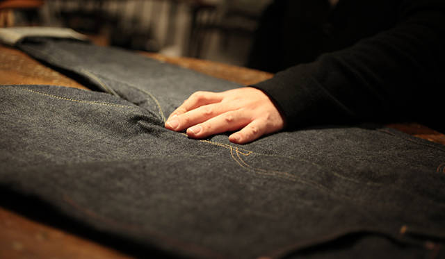 <strong>List｜リスト</strong>　FPMこと田中知之がファッションをリミックス？　ピエロパンツデニム　3万345円