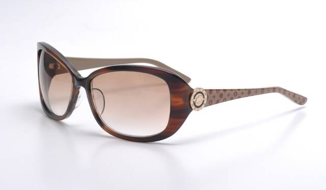 <strong>ハンティング・ワールド</strong>　「SG203」　3万3600円