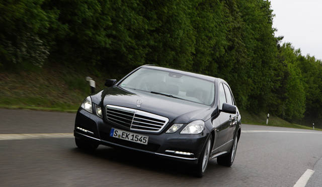 <strong>Mercedes-Benz E300 BlueTEC Hybrid｜メルセデス・ベンツ E300 ブルーテック ハイブリッド</strong>