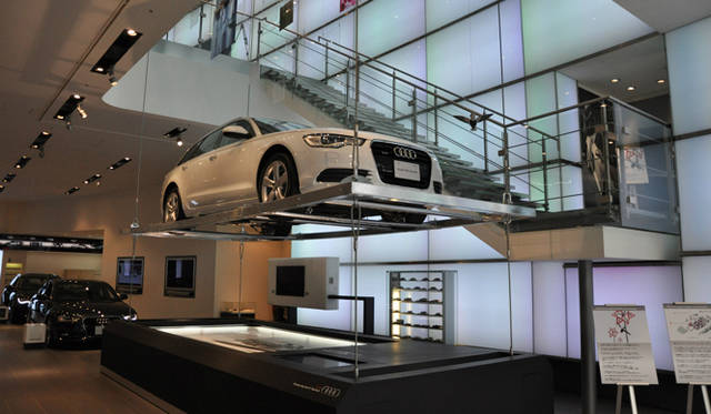 <strong>Audi A6 Avant｜アウディ A6 アバント</strong>　Audi ultra Special Display at Audi Forum Tokyo