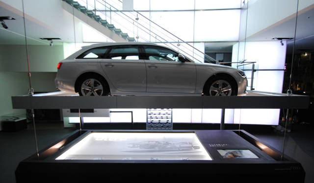 <strong>Audi A6 Avant｜アウディ A6 アバント</strong>　Audi ultra Special Display at Audi Forum Tokyo