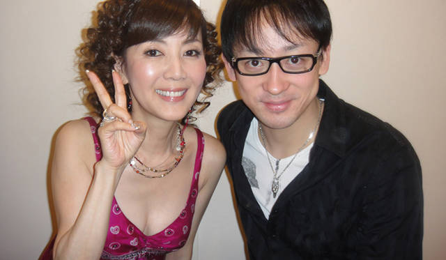 <strong>戸田恵子 × 植木 豪インタビュー</strong>　東京公演にてゲスト出演した俳優の山本耕史さんとの2ショット