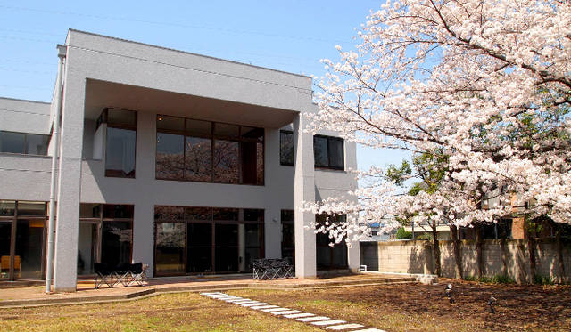 <strong>文苑邸</strong>　敷地は約1450平方メートル　©Sakura Miyahara