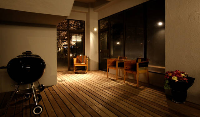 <strong>文苑邸</strong>　郊外にある邸宅ならではの、広びろとした共有スペースが一番の魅力　©Takuya Suzuki